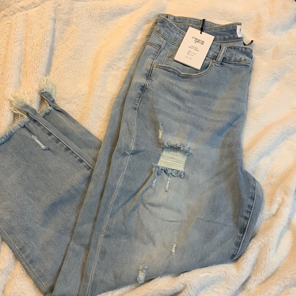 Insane gene Mid-rise ankle skinny jeans light wash size 2XL NWT